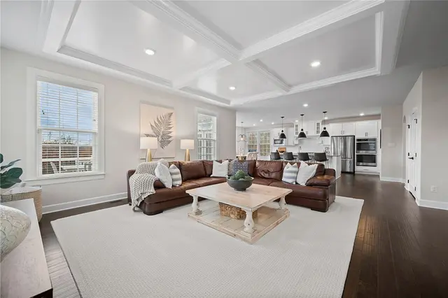 5169 Hampton Place Drive gallery image 17