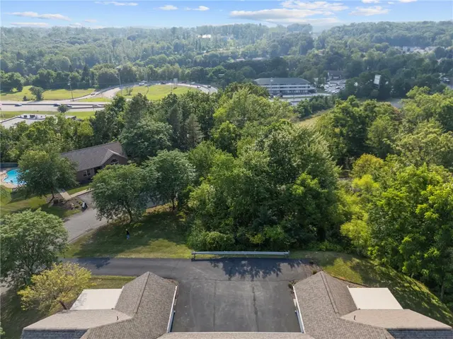 5178 Polo Fields Dr gallery image 32