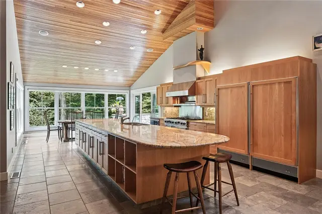 52 Timberhill Dr gallery image 14