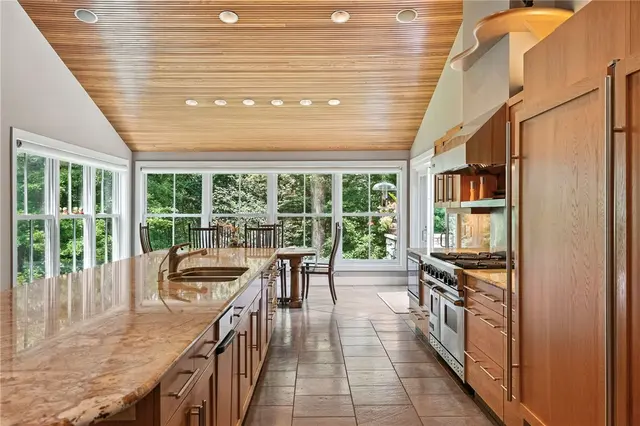 52 Timberhill Dr gallery image 15