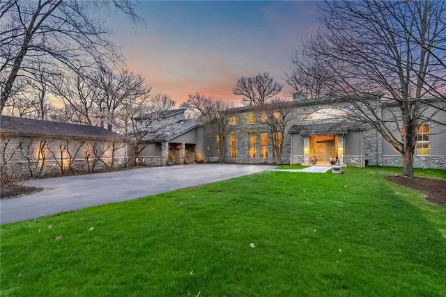 52 Timberhill Dr gallery image 43
