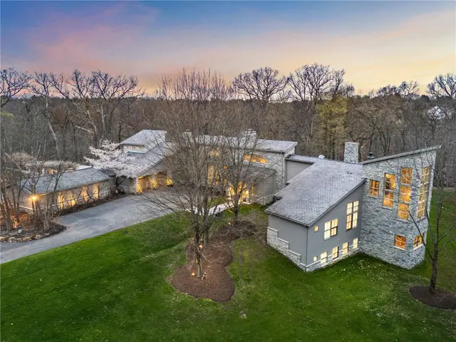 52 Timberhill Dr gallery image 44