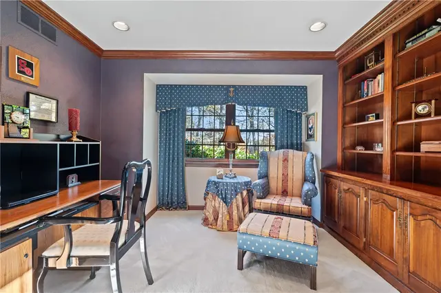 520 Colony Court gallery image 12