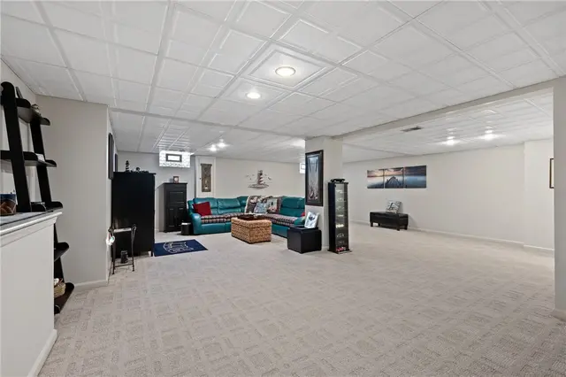 520 Colony Court gallery image 36
