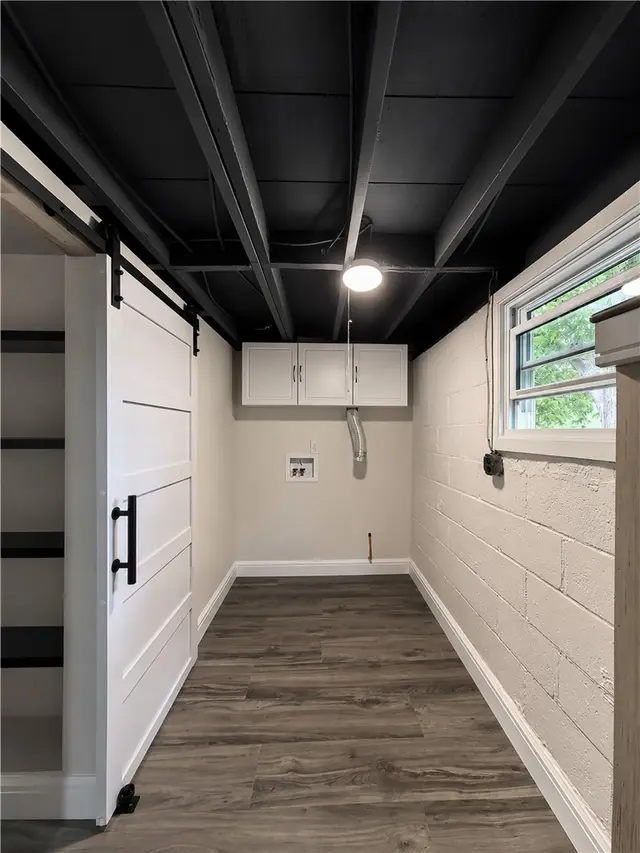 5207 Richland Rd gallery image 17