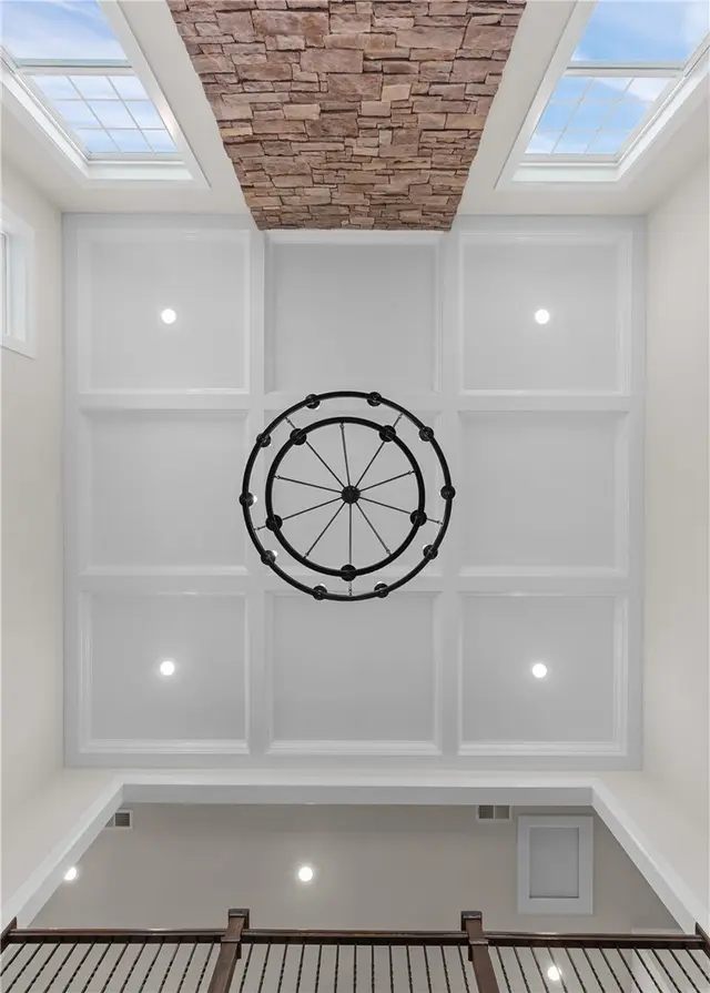 521 Cambridge Court gallery image 11