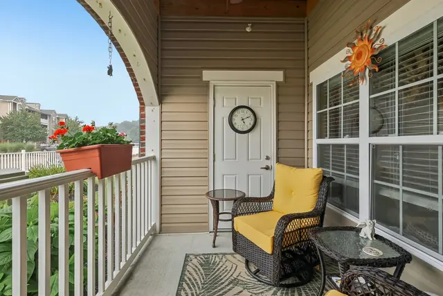 521 Stockton Ridge gallery image 3