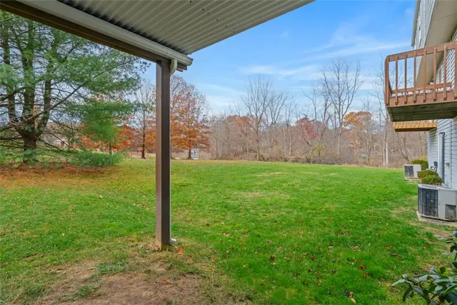 522 Carters Grove Dr gallery image 6