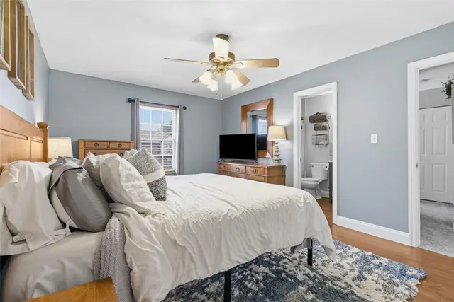522 Carters Grove Dr gallery image 7
