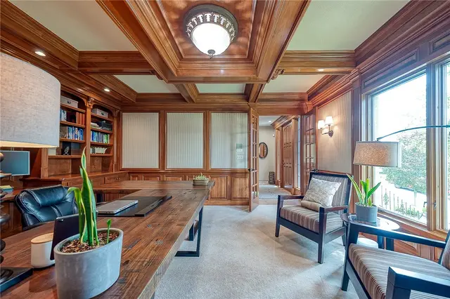 522 Salem Heights gallery image 9