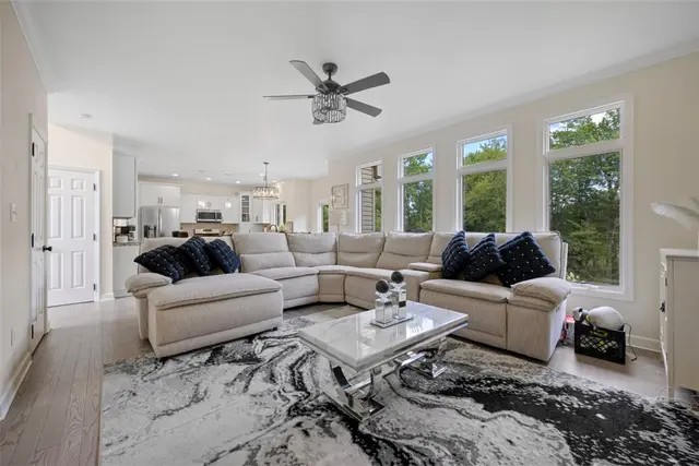 5233 Karrington Drive gallery image 3