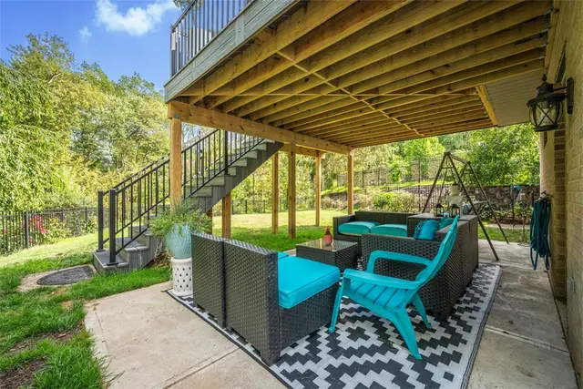 5233 Karrington Drive gallery image 4