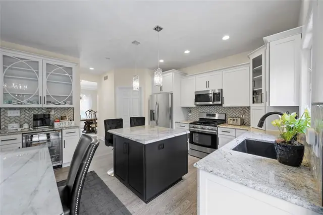 5233 Karrington Drive gallery image 18