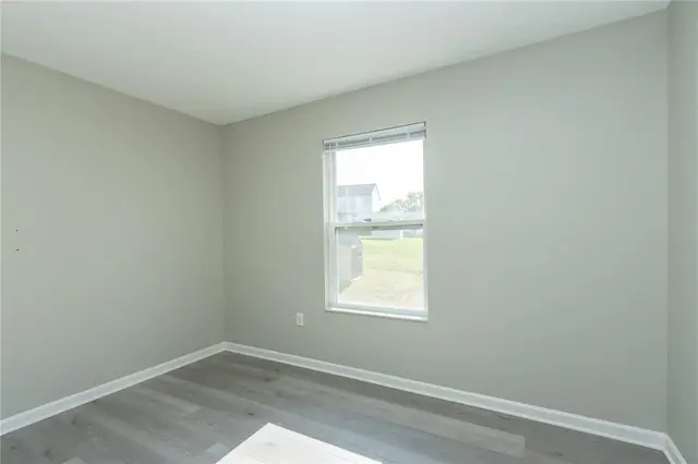 524 Grandshire Dr gallery image 6