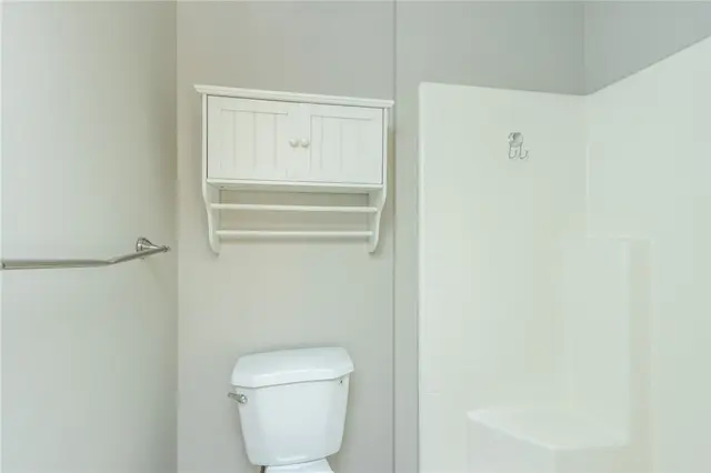 524 Grandshire Dr gallery image 11