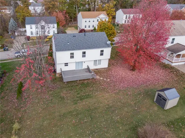 524 Grandshire Dr gallery image 17