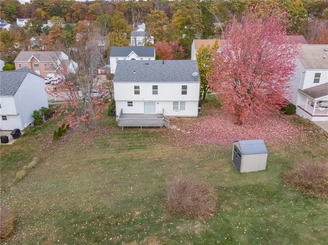 524 Grandshire Dr gallery image 18
