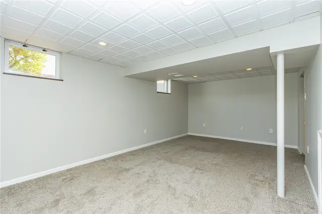524 Grandshire Dr gallery image 23