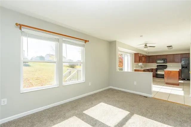 524 Grandshire Dr gallery image 30