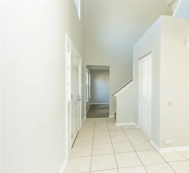 524 Grandshire Dr gallery image 32
