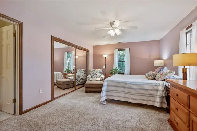 525 Arcadia Drive gallery image 20