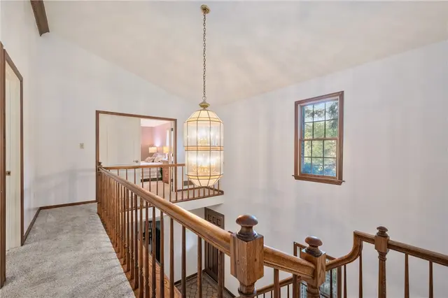 525 Arcadia Drive gallery image 23