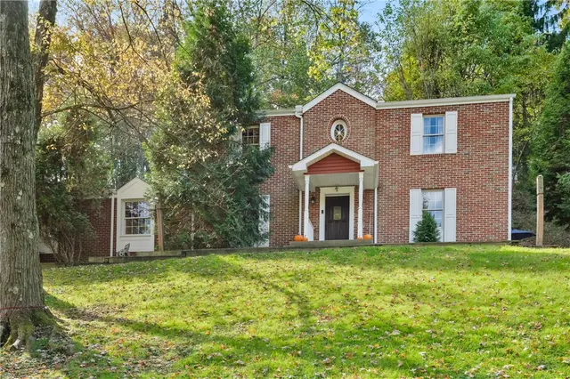 525 Arcadia Drive gallery image 42