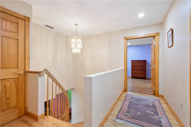 525 Main Blvd gallery image 8