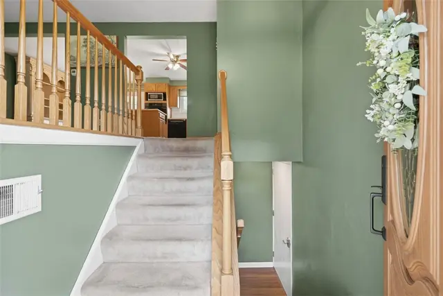 5251 Stella Dr gallery image 4