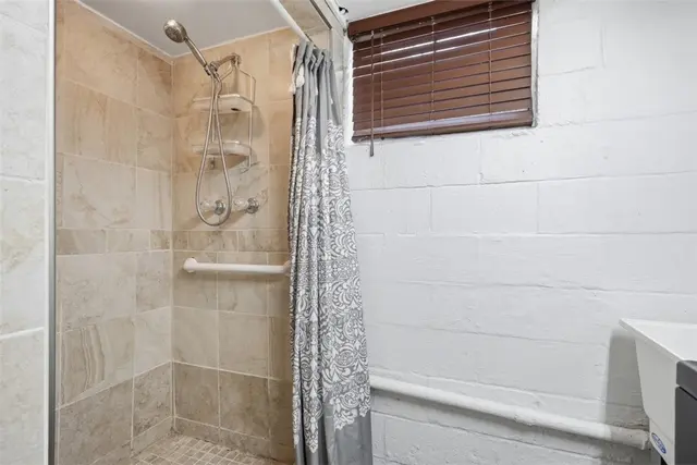 5251 Stella Dr gallery image 40
