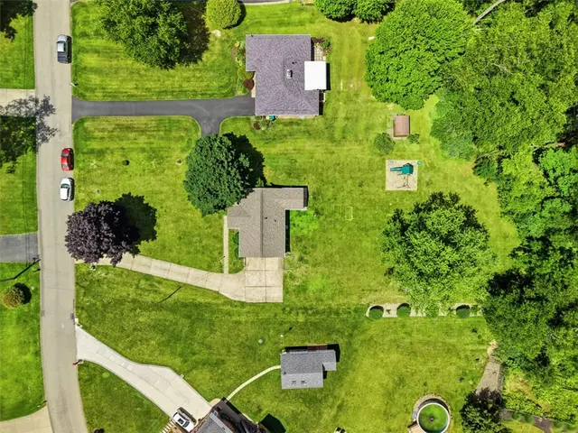5251 Stella Dr gallery image 44