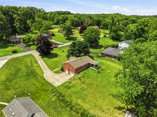 5251 Stella Dr gallery image 47