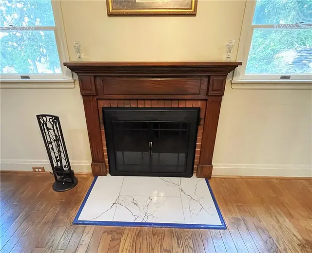 527 HILL STREET gallery image 6