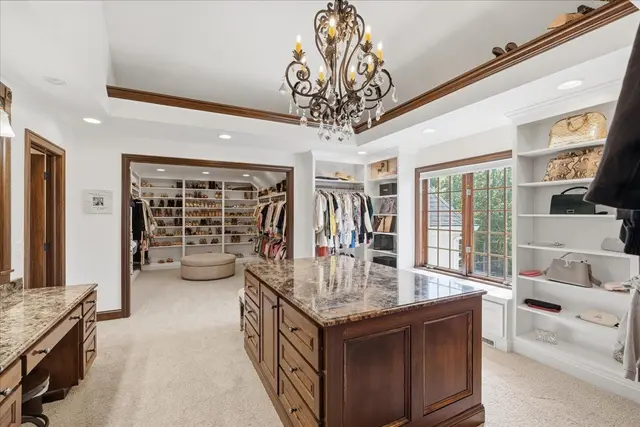 527 Salem Heights DRIVE gallery image 6