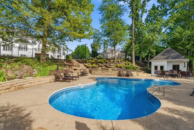 527 Salem Heights DRIVE gallery image 26