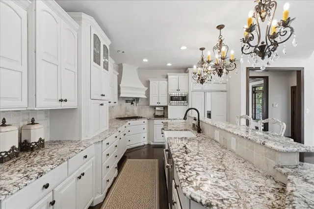527 Salem Heights DRIVE gallery image 28