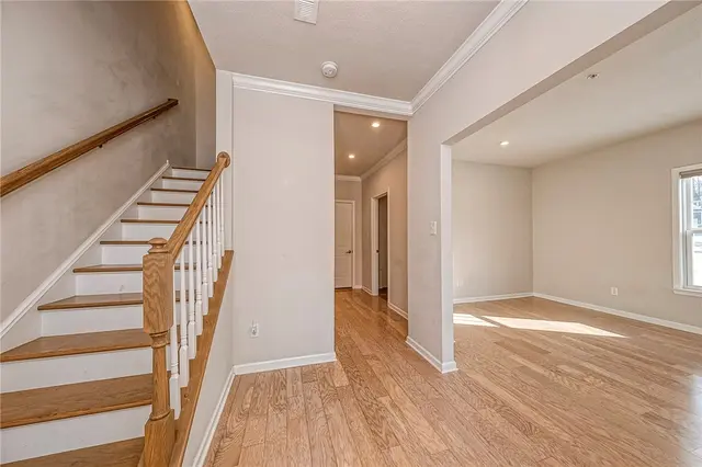 527 Tuscarora Road gallery image 9