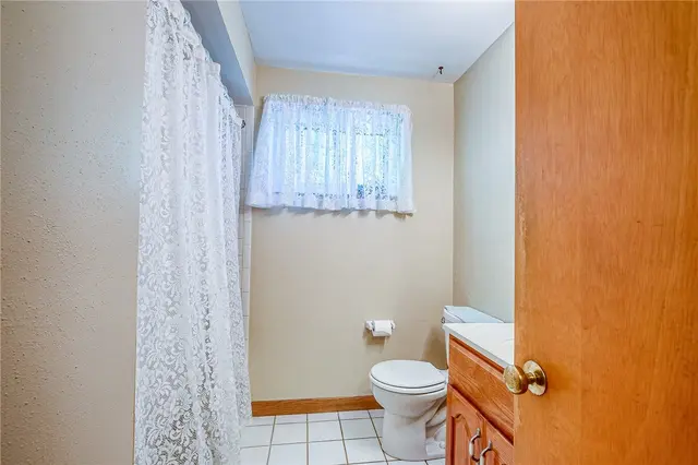 528 Perrymont Road gallery image 7