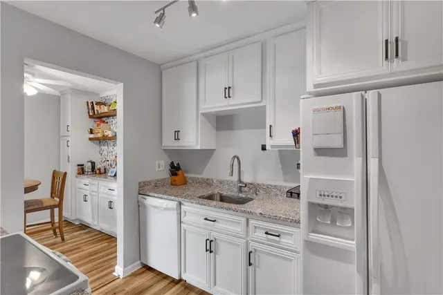 529 Brandywine Dr gallery image 12