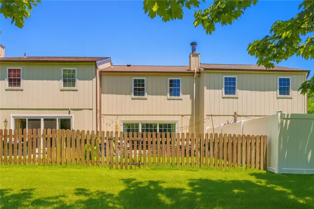 529 Brandywine Dr gallery image 29