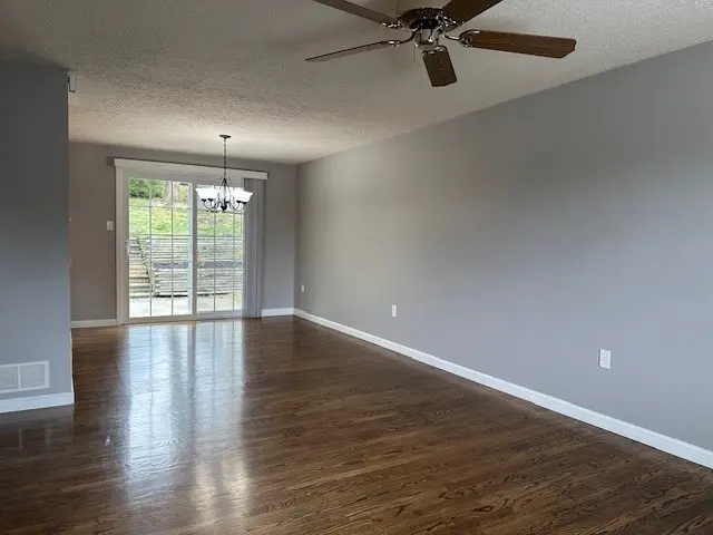 529 Chaparral Dr gallery image 8