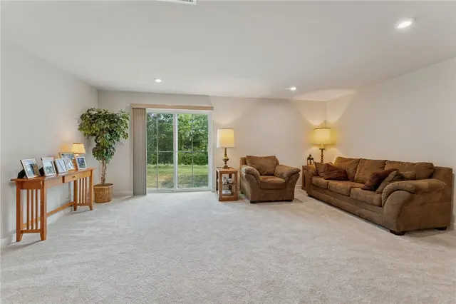 529 Dana Dr gallery image 7