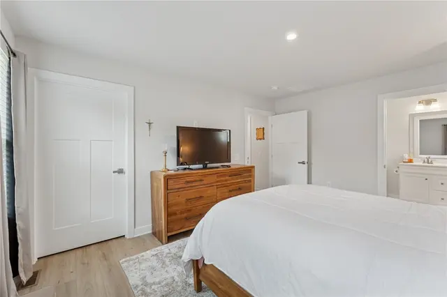 529 Dana Dr gallery image 12