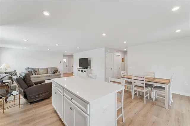 529 Dana Dr gallery image 26