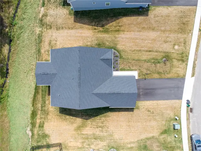 529 Dana Dr gallery image 27