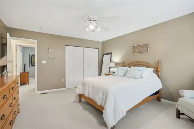 529 Grandshire gallery image 7