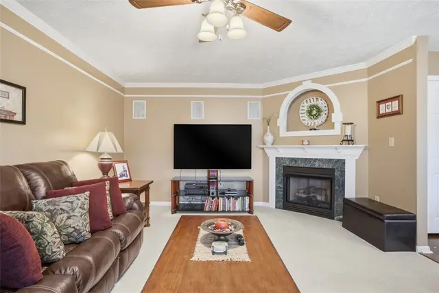 529 Grandshire gallery image 14