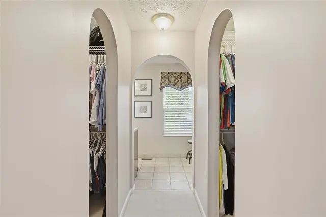 529 Grandshire gallery image 20