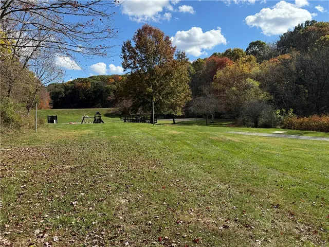 529 Greenspire Ct gallery image 4