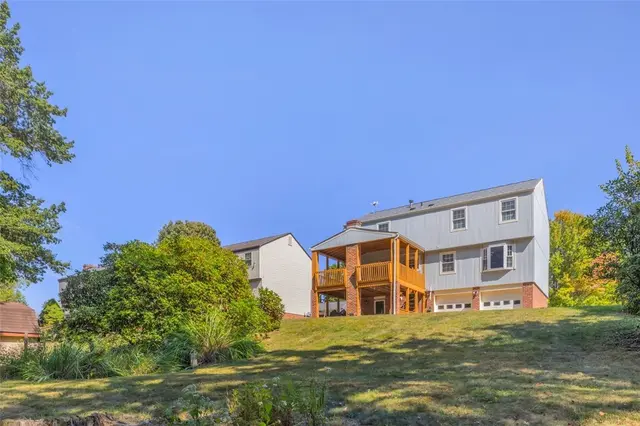 529 Greenspire Ct gallery image 16